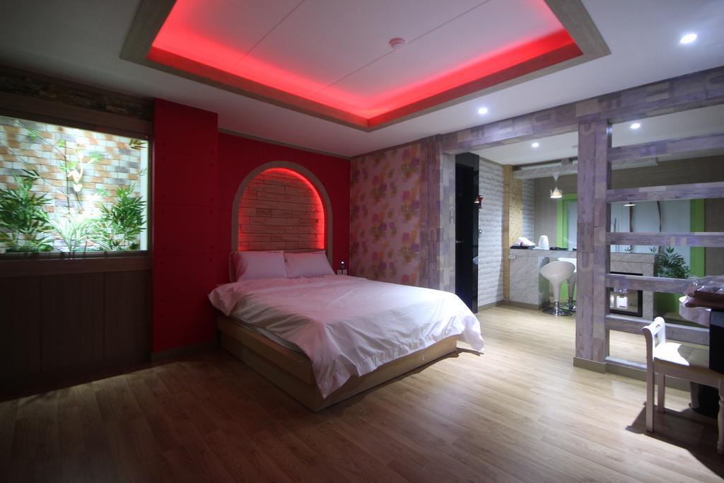 Pohang Wow Motel Δωμάτιο φωτογραφία