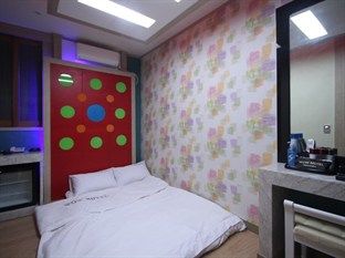 Pohang Wow Motel Εξωτερικό φωτογραφία